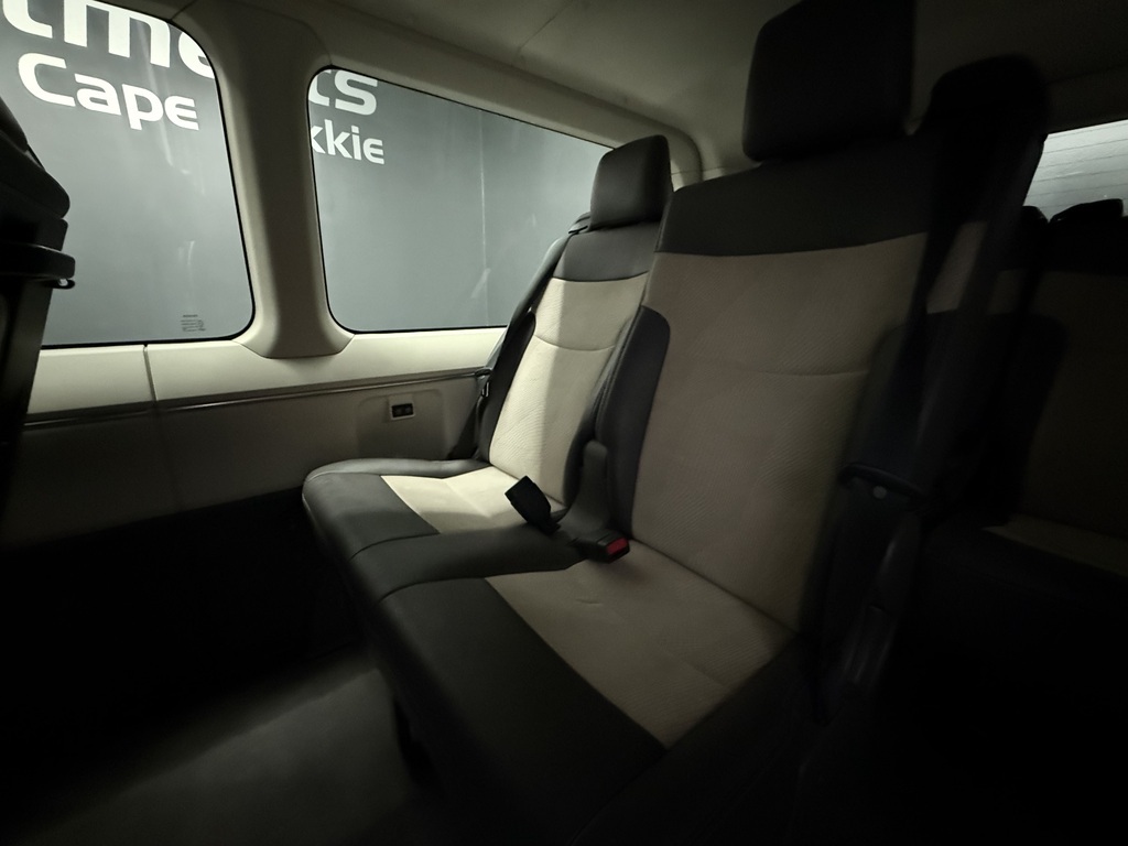 TOYOTA QUANTUM QUANTUM 2.8 GL 11 SEAT - 11