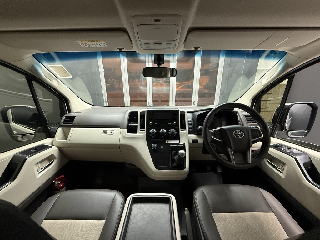 TOYOTA QUANTUM QUANTUM 2.8 GL 11 SEAT - 14