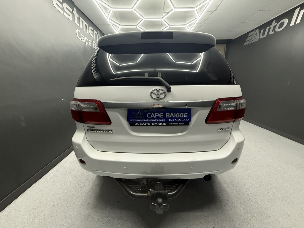 TOYOTA FORTUNER FORTUNER 3.0D-4D R/B 4X4 - 4