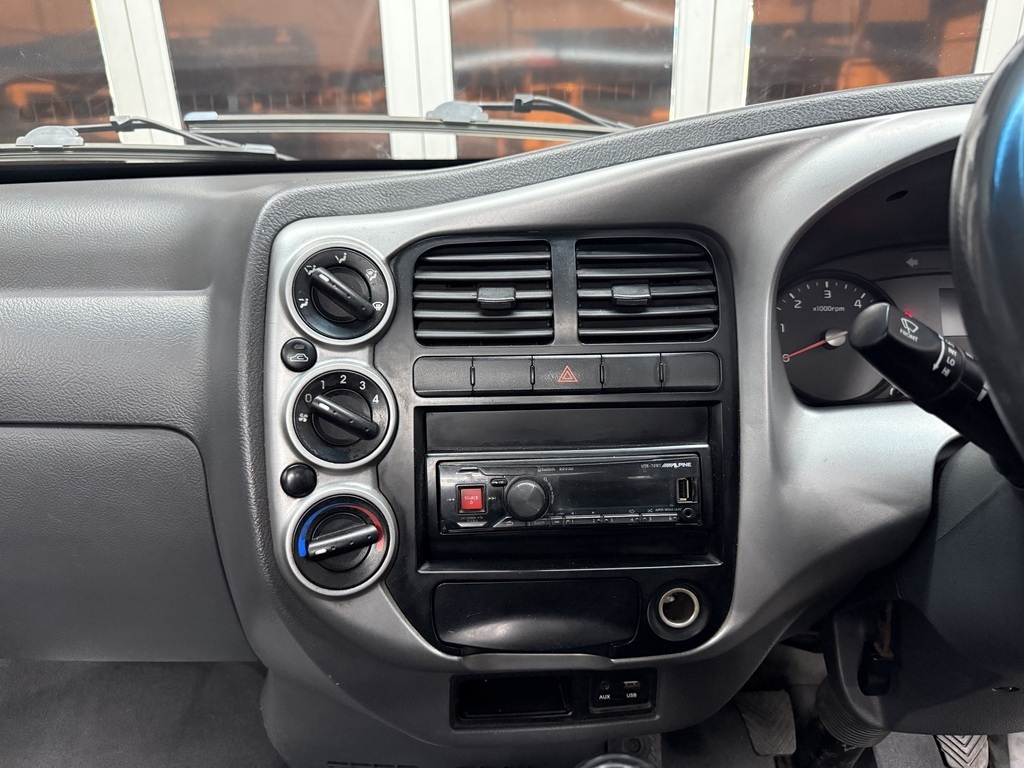 KIA K 2700 K 2700 WORKHORSE P/U S/C - 12
