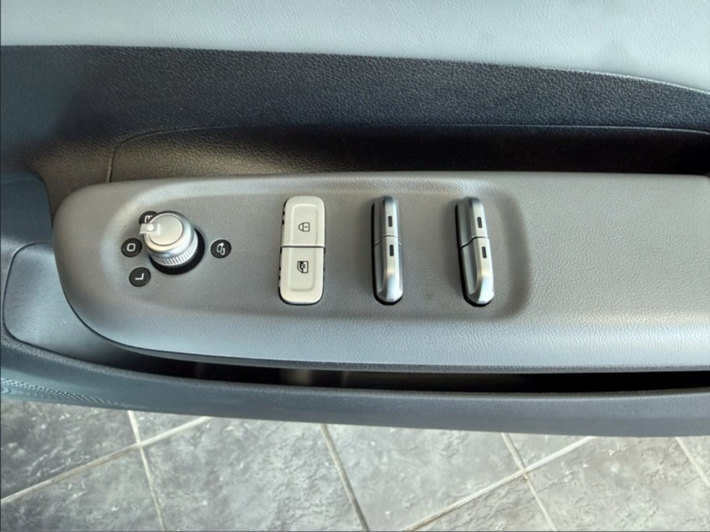 DONGFENG BOX BOX E2 330 - 10
