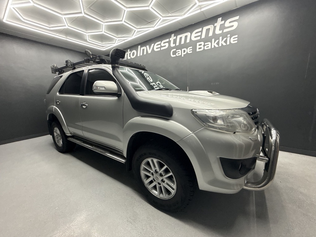 TOYOTA FORTUNER FORTUNER 3.0D-4D 4X4 A/T - 8