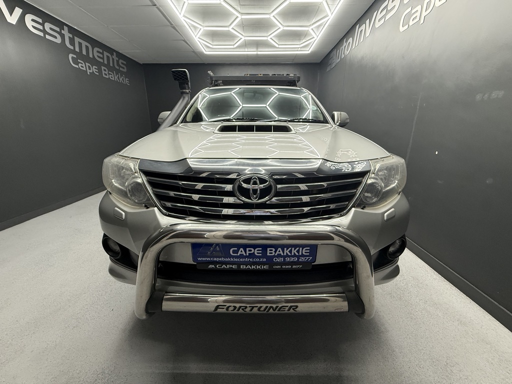 TOYOTA FORTUNER FORTUNER 3.0D-4D 4X4 A/T - 9