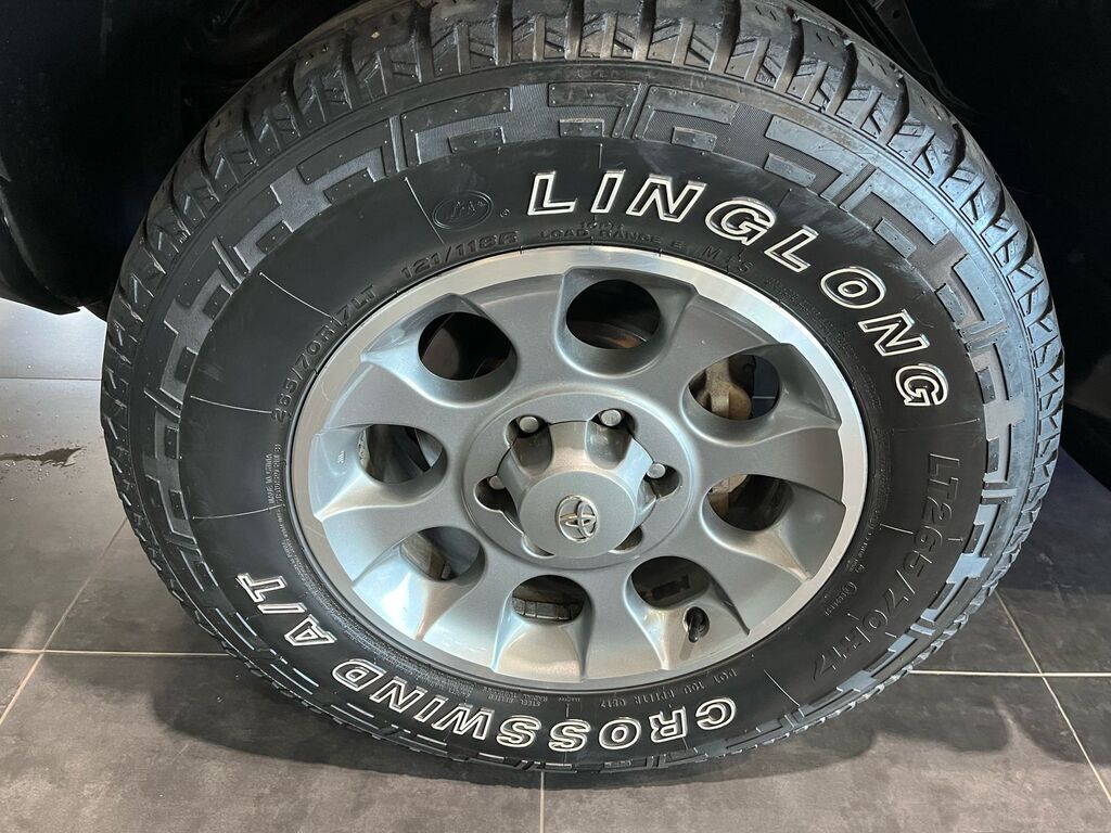 TOYOTA LANDCRUISER L/CRUISER FJ 4.0 V6 CRUISER