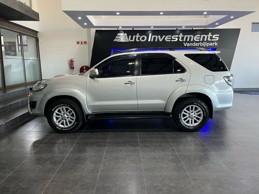 TOYOTA FORTUNER FORTUNER 3.0D-4D R/B A/T