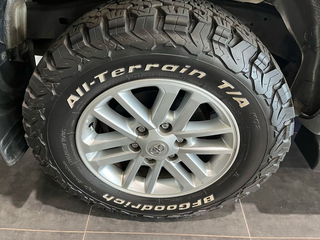 TOYOTA FORTUNER FORTUNER 3.0D-4D R/B A/T