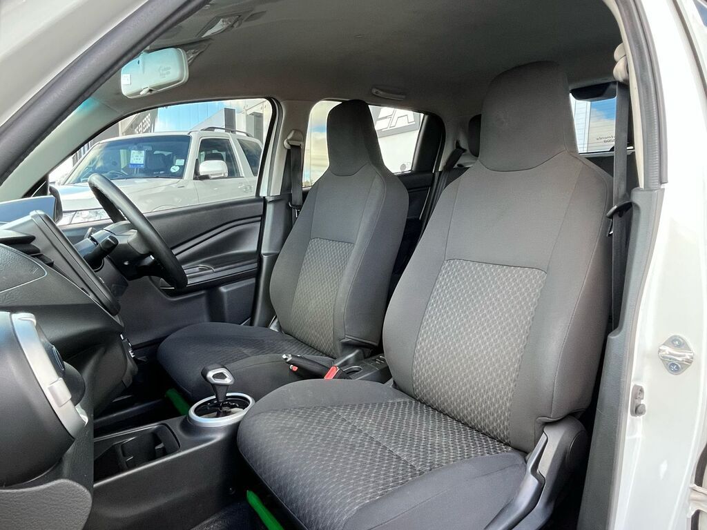 TOYOTA VITZ VITZ 1.0 XR AMT