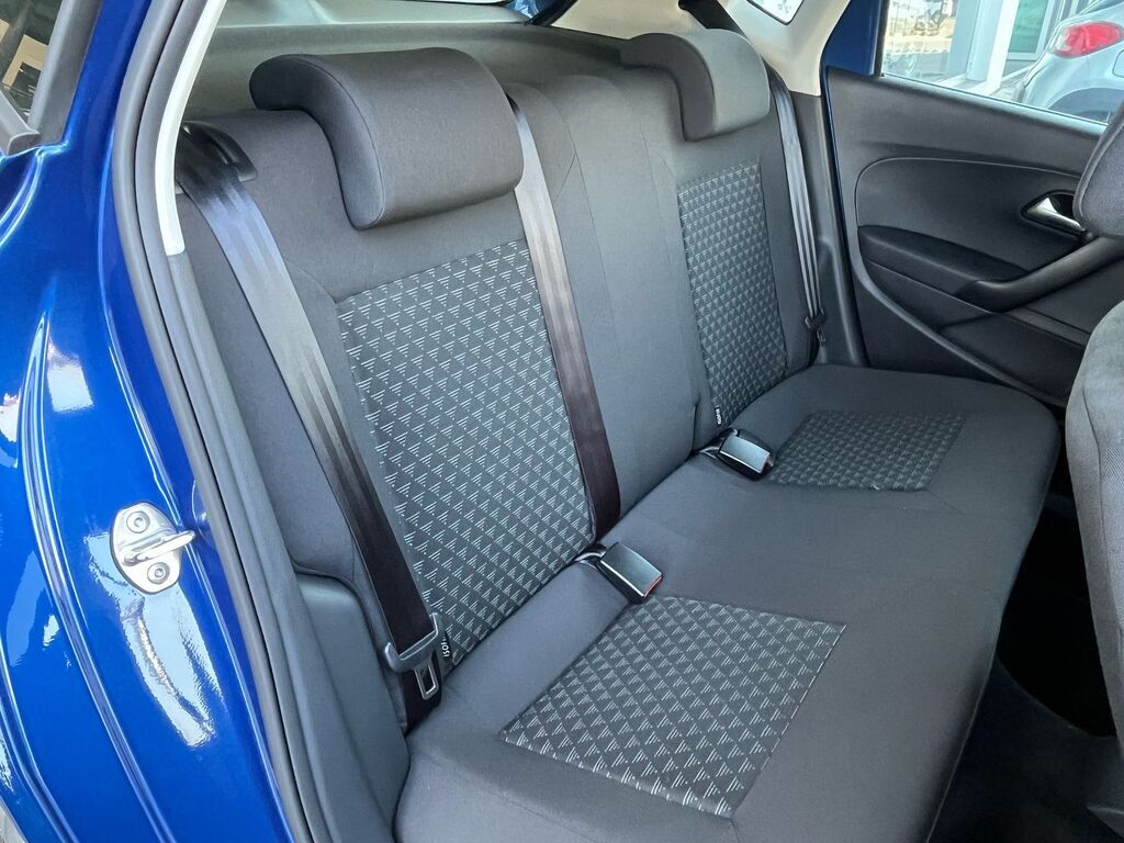 VOLKSWAGEN POLO VIVO POLO VIVO 1.4 (5DR) - 10