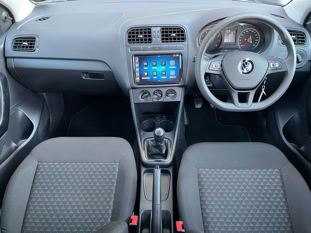 VOLKSWAGEN POLO VIVO POLO VIVO 1.4 (5DR) - 6