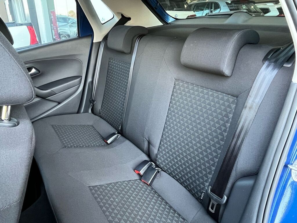 VOLKSWAGEN POLO VIVO POLO VIVO 1.4 (5DR) - 9