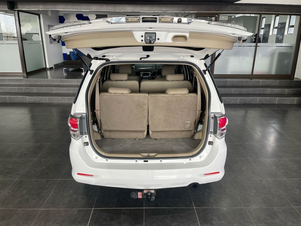 TOYOTA FORTUNER FORTUNER 3.0D-4D R/B A/T - 14