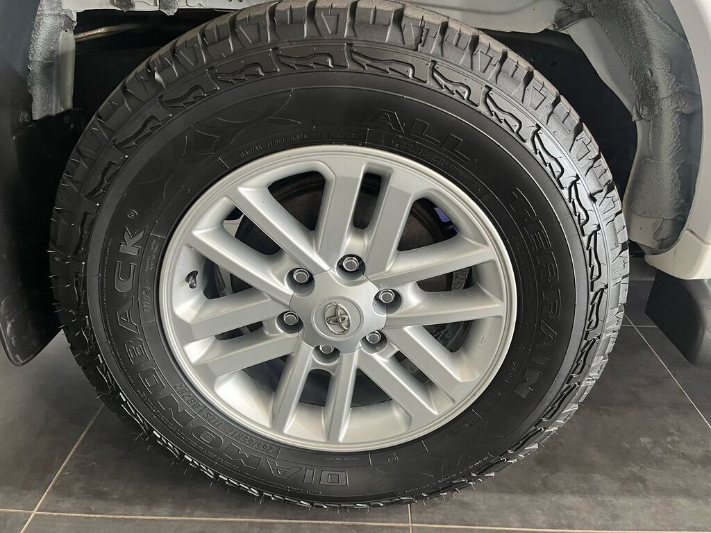 TOYOTA FORTUNER FORTUNER 3.0D-4D R/B A/T - 17