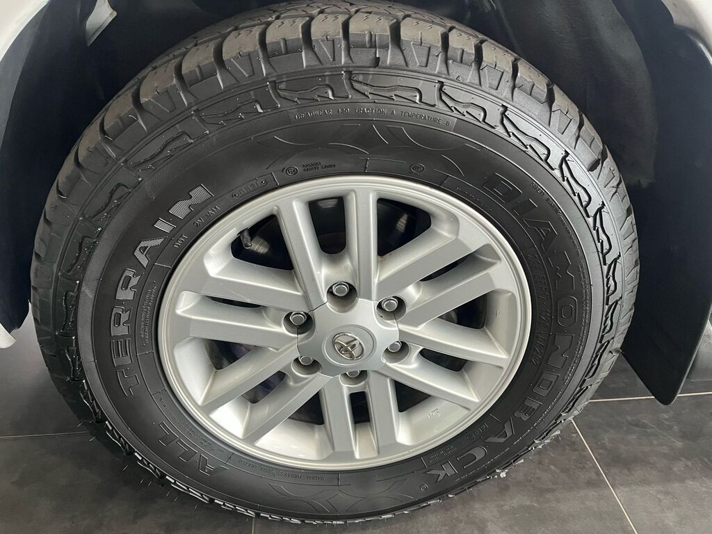 TOYOTA FORTUNER FORTUNER 3.0D-4D R/B A/T - 19