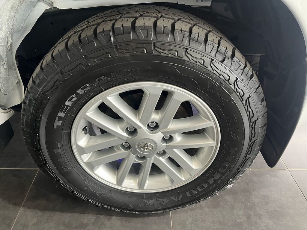 TOYOTA FORTUNER FORTUNER 3.0D-4D R/B A/T - 20