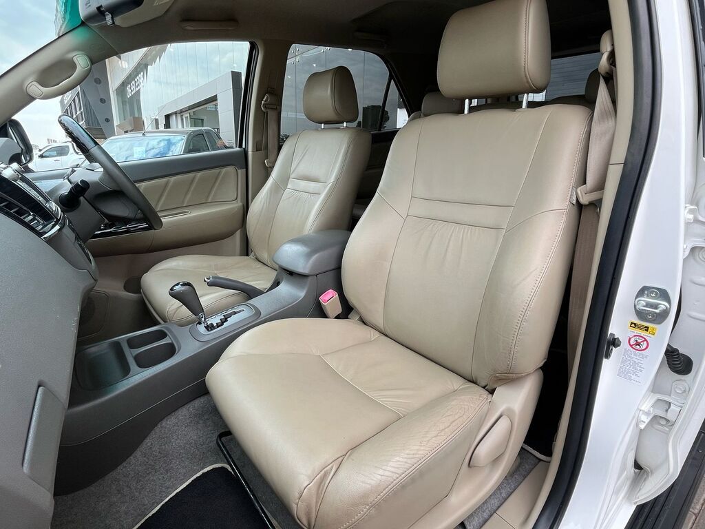 TOYOTA FORTUNER FORTUNER 3.0D-4D R/B A/T - 8