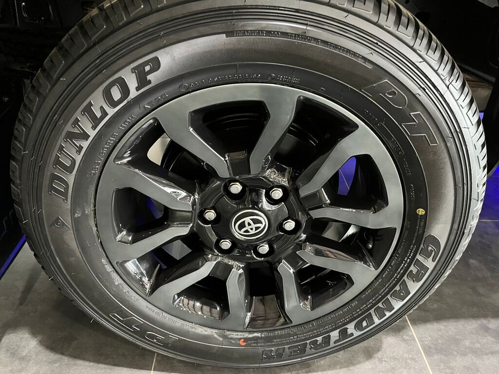 TOYOTA HILUX HILUX 2.8 GD-6 RB LEGEND 4X4 A/T P/U E/CAB