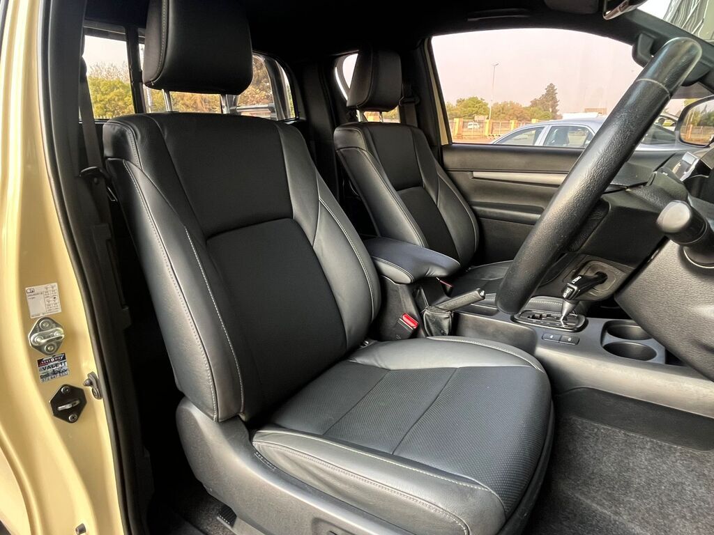 TOYOTA HILUX HILUX 2.8 GD-6 RB LEGEND 4X4 A/T P/U E/CAB