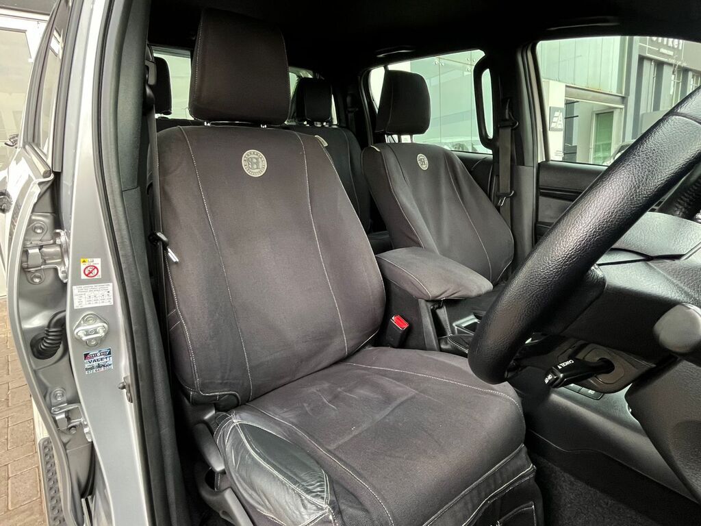 TOYOTA HILUX HILUX 2.8 GD-6 RAIDER 4X4 P/U D/C A/T - 7