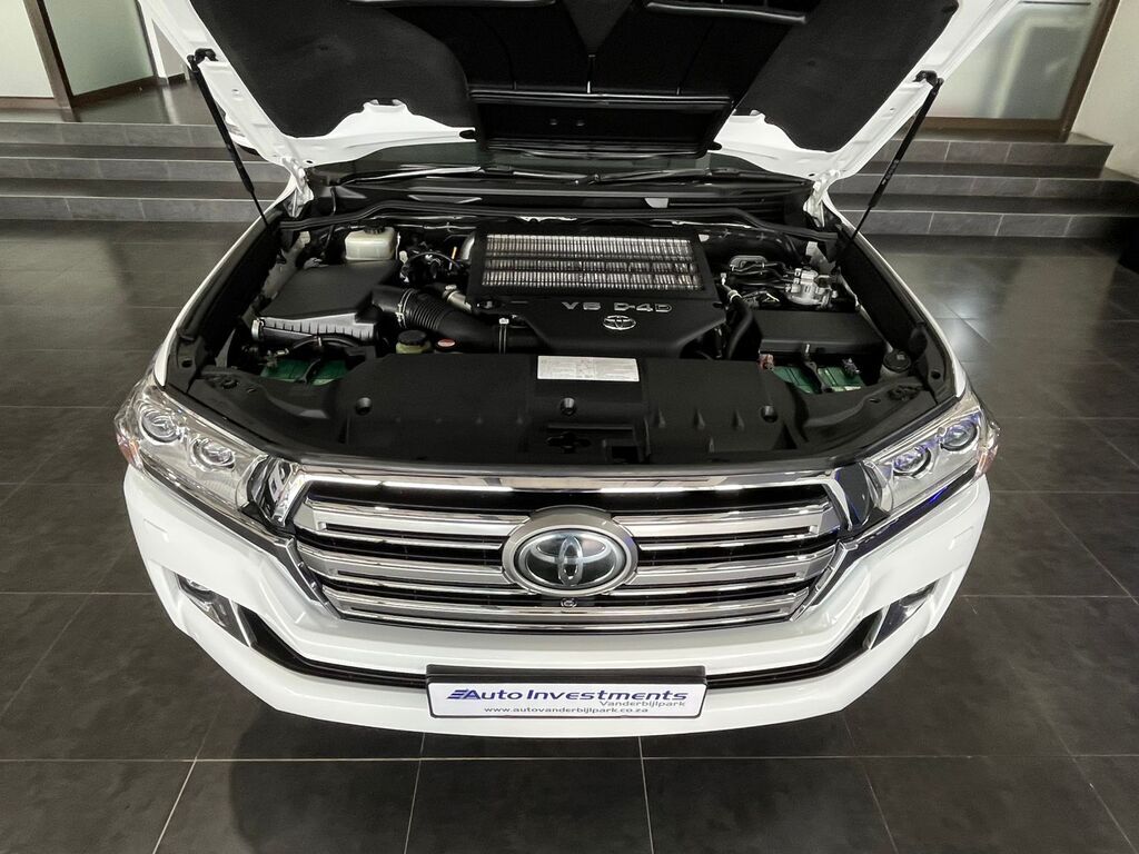 TOYOTA LAND CRUISER LANDCRUISER 200 V8 4.5D VX A/T