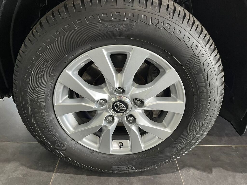 TOYOTA LAND CRUISER LANDCRUISER 200 V8 4.5D VX A/T