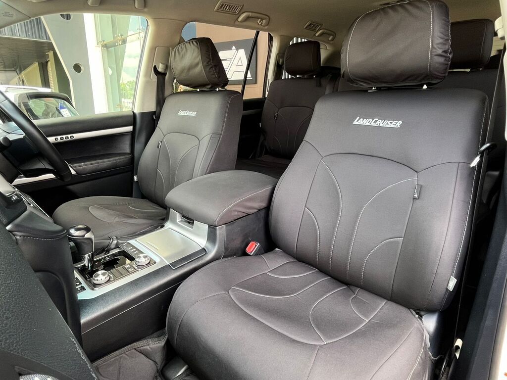 TOYOTA LAND CRUISER LANDCRUISER 200 V8 4.5D VX A/T