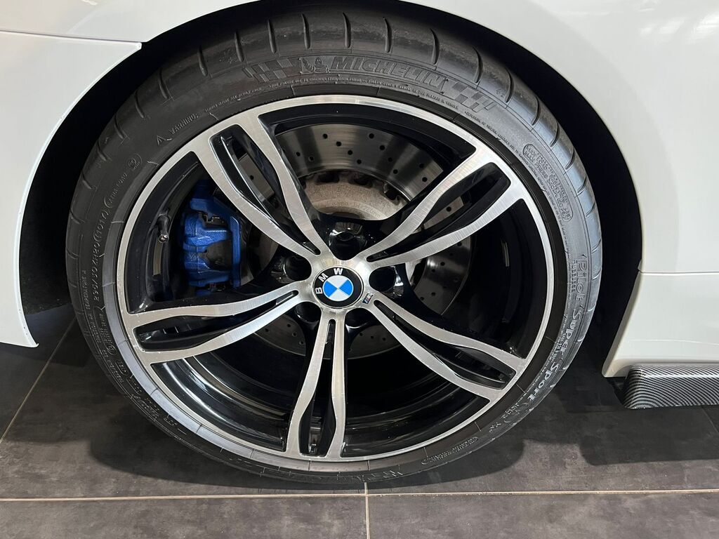 BMW 6 SERIES M6 COUPE (F12) - 20