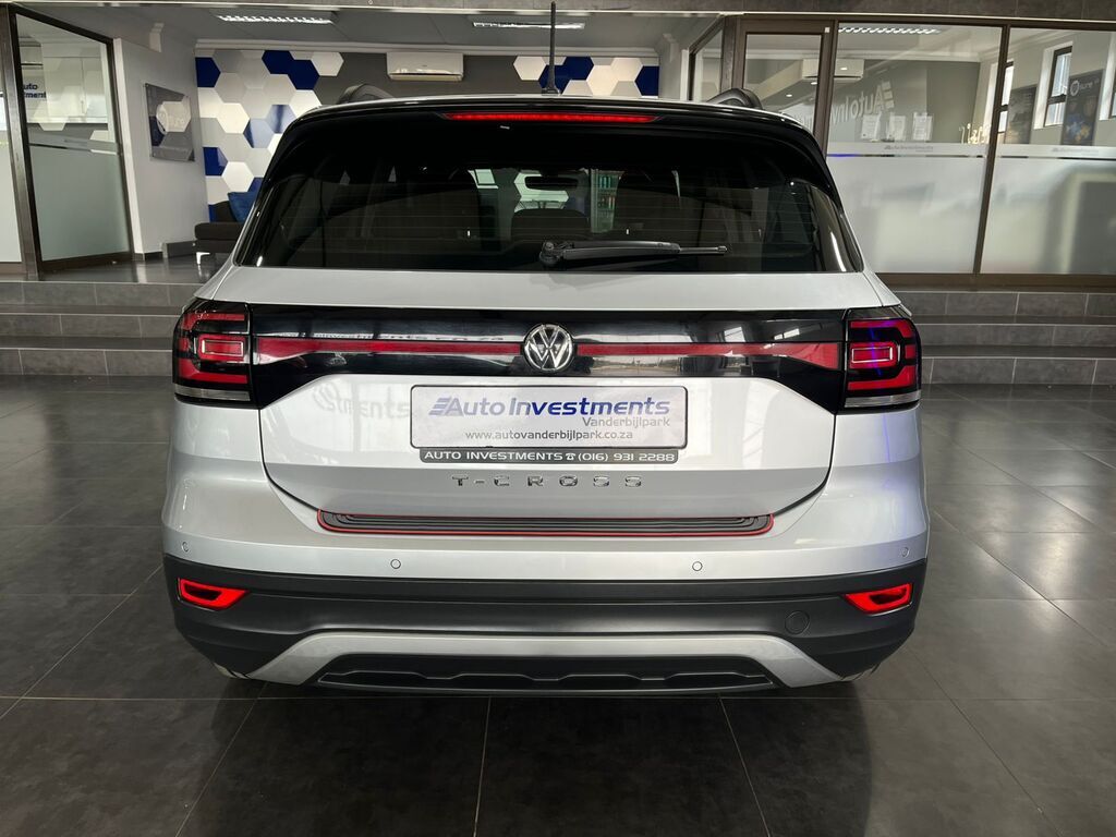 VOLKSWAGEN T-CROSS T-CROSS 1.0 COMFORTLINE DSG - 12
