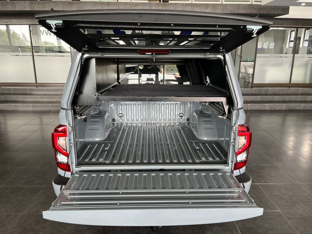 NISSAN NAVARA NAVARA 2.5DDTI PRO-4X 4X4 A/T D/C P/U