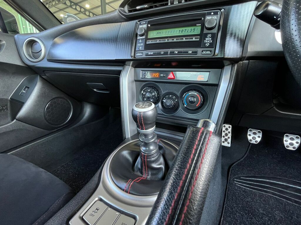 TOYOTA 86 86 2.0 - 12