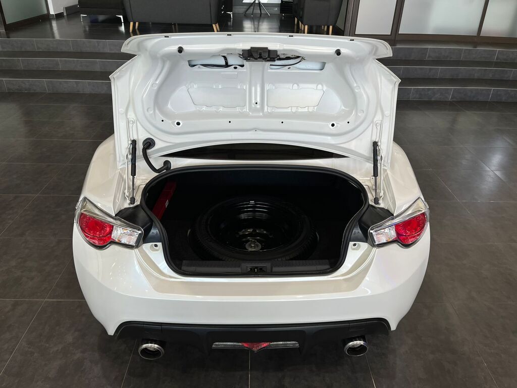 TOYOTA 86 86 2.0 - 17