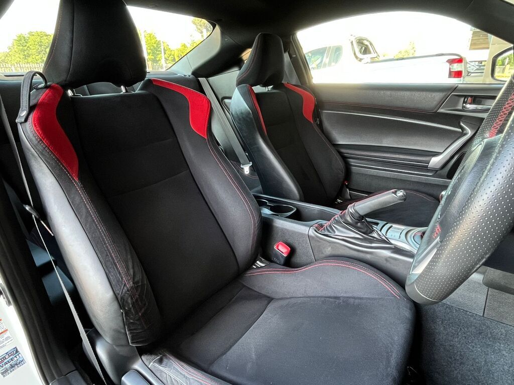 TOYOTA 86 86 2.0 - 7