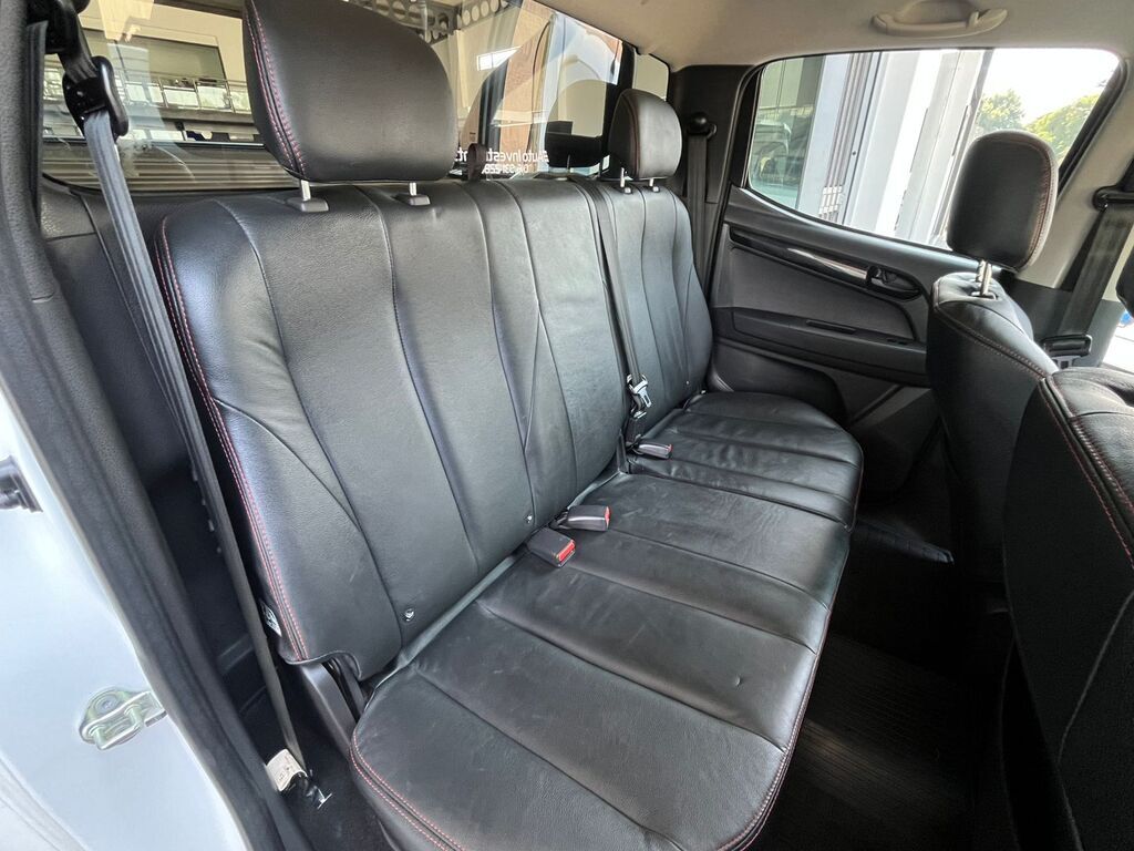 ISUZU D-MAX D-MAX 250 HO X-RIDER A/T D/C P/U - 10
