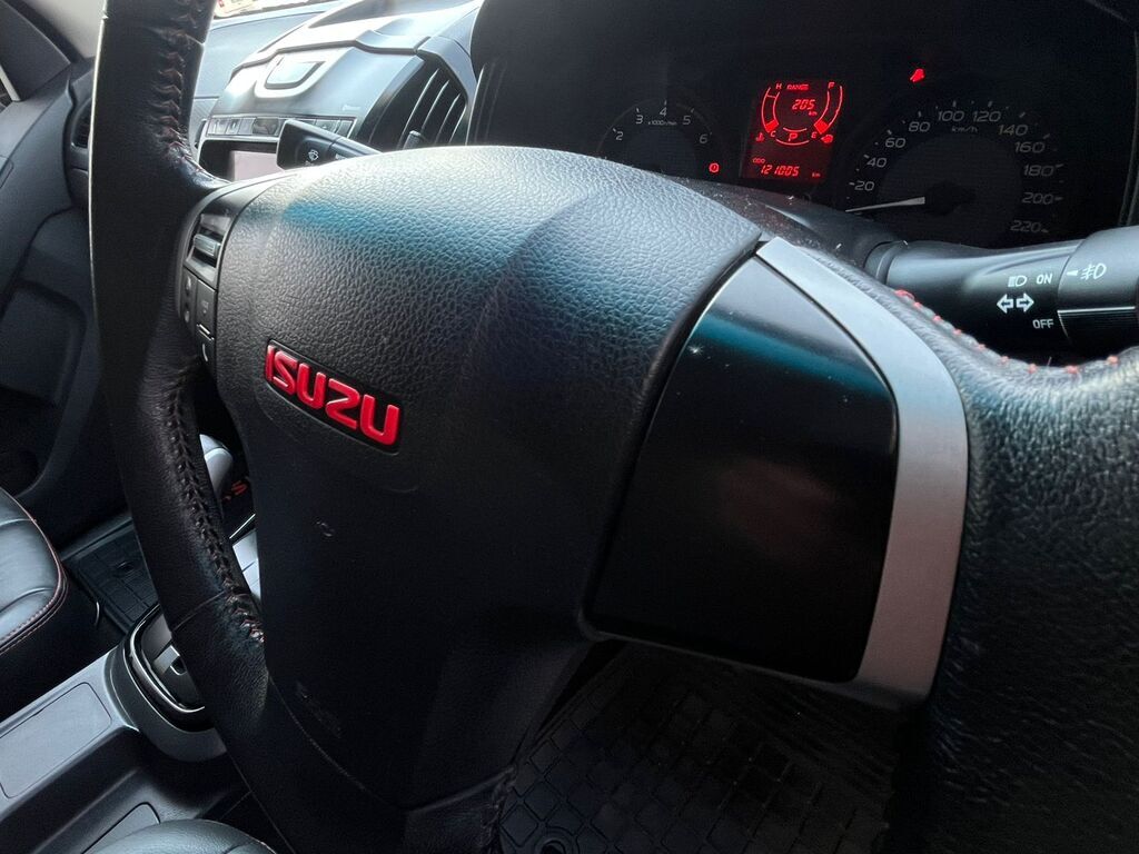 ISUZU D-MAX D-MAX 250 HO X-RIDER A/T D/C P/U - 13