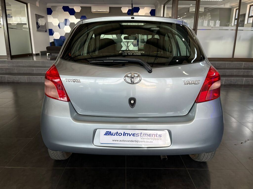 TOYOTA YARIS YARIS T3 A/C 5Dr - 13