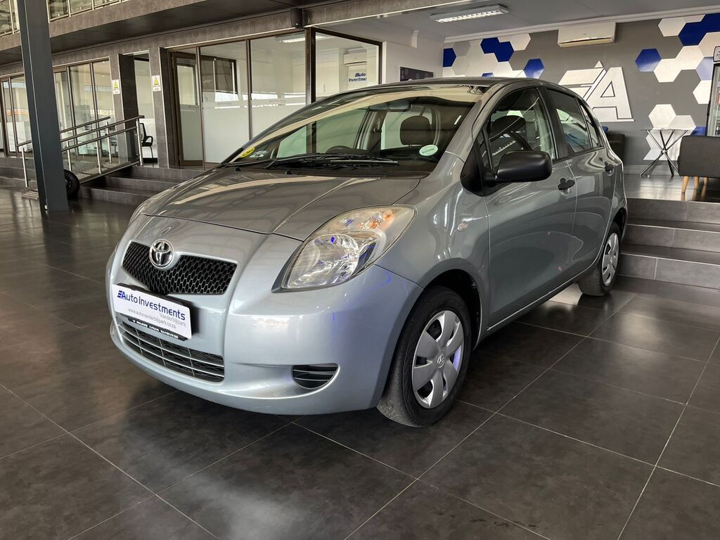 TOYOTA YARIS YARIS T3 A/C 5Dr - 2