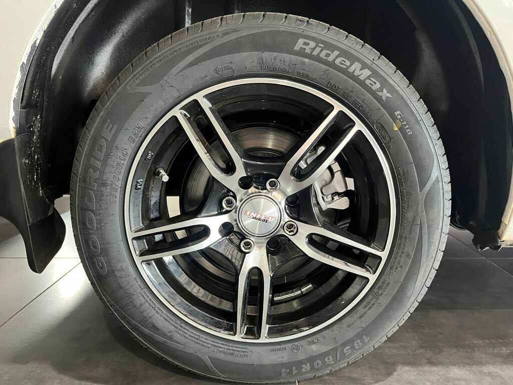 TOYOTA COROLLA COROLLA 140i