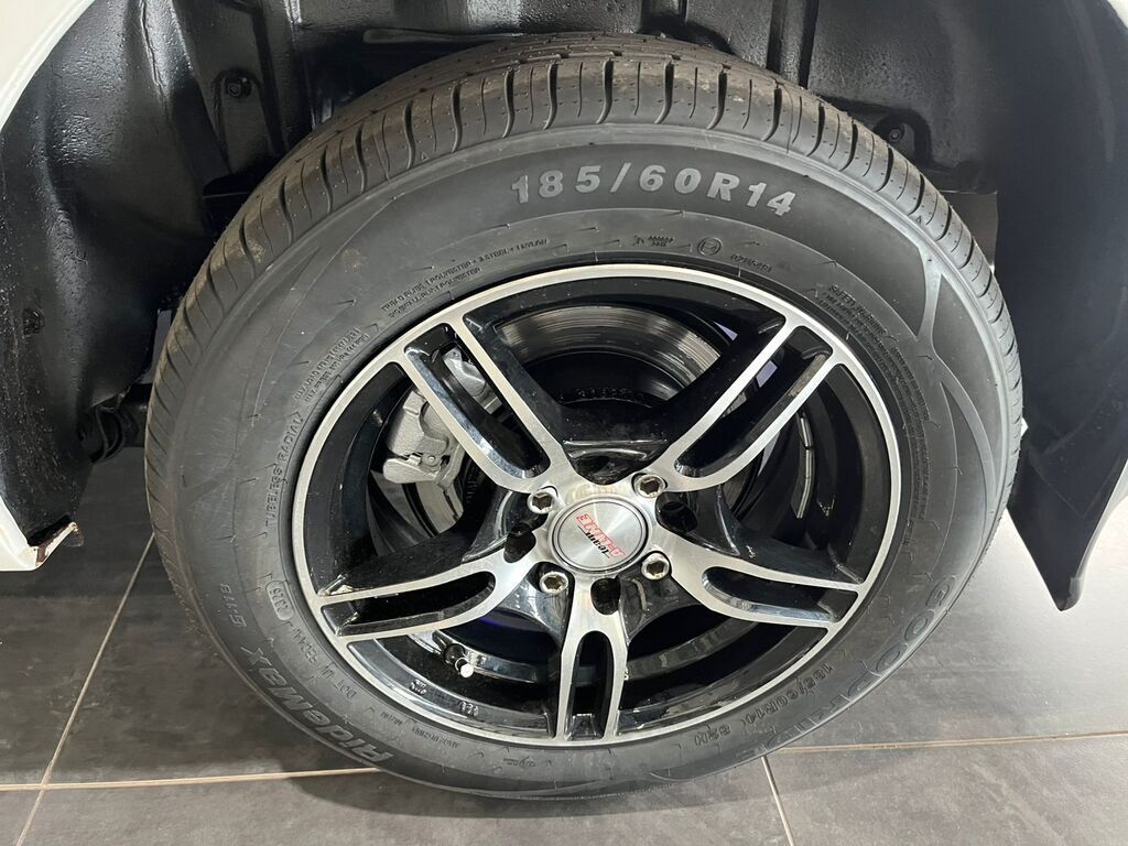 TOYOTA COROLLA COROLLA 140i