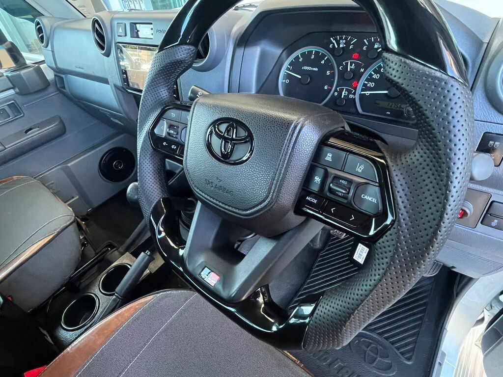 TOYOTA LAND CRUISER PICK UP LAND CRUISER 79 4.5D P/U S/C - 6