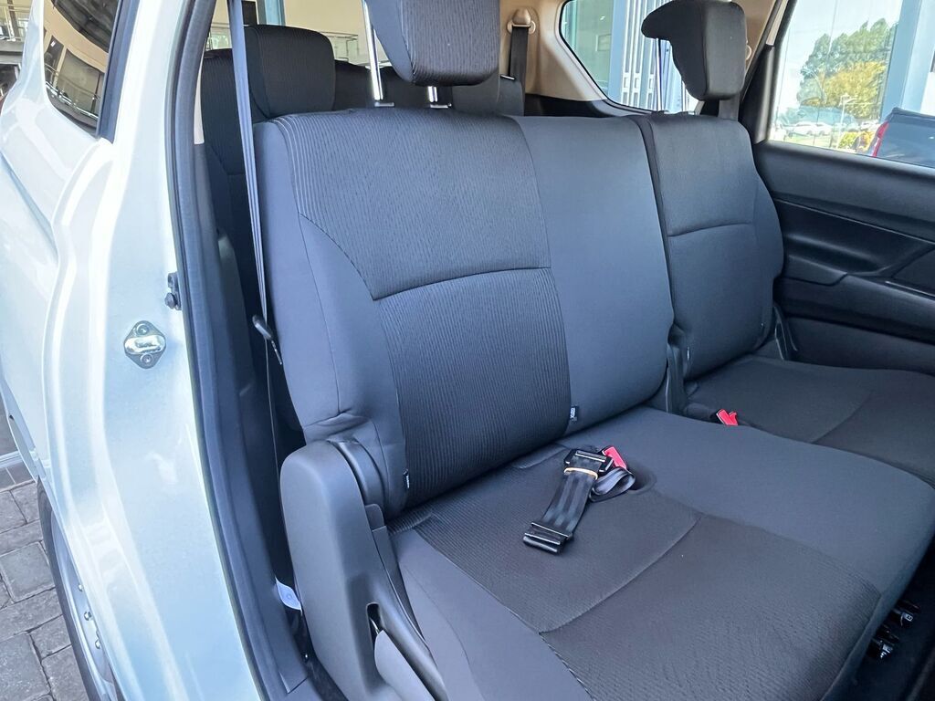 SUZUKI ERTIGA ERTIGA 1.5 GA - 19