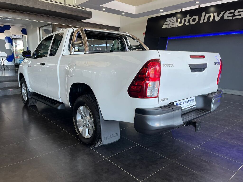 TOYOTA HILUX HILUX 2.4 GD-6 RB SRX P/U E/CAB