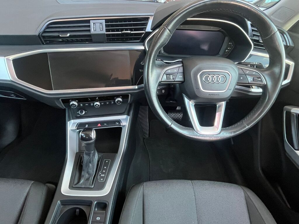 AUDI Q3 Q3 35TFSI S TRONIC URBAN EDITION - 11