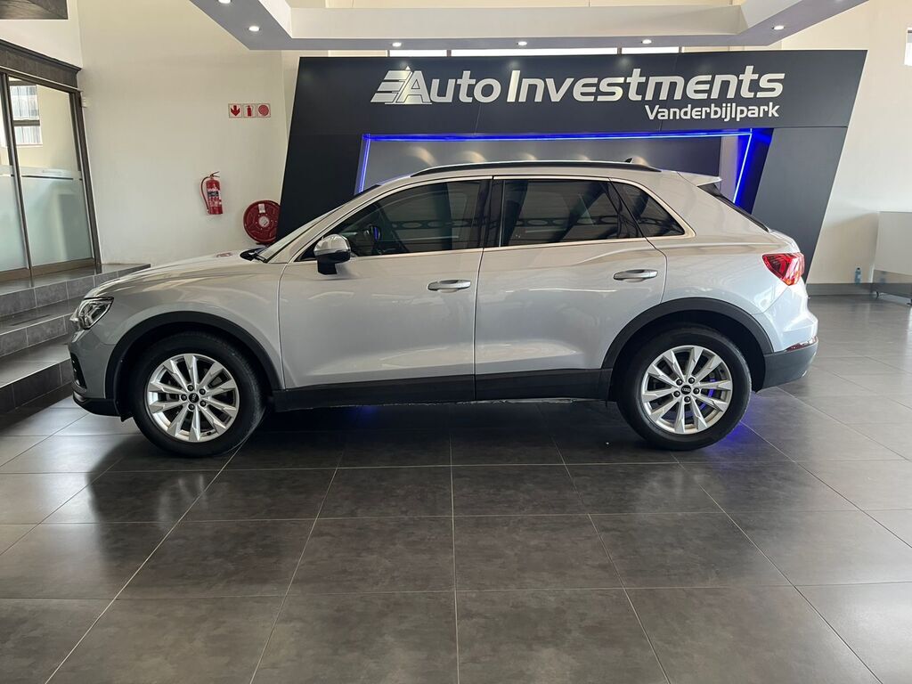 AUDI Q3 Q3 35TFSI S TRONIC URBAN EDITION - 17