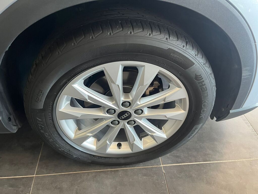 AUDI Q3 Q3 35TFSI S TRONIC URBAN EDITION - 19