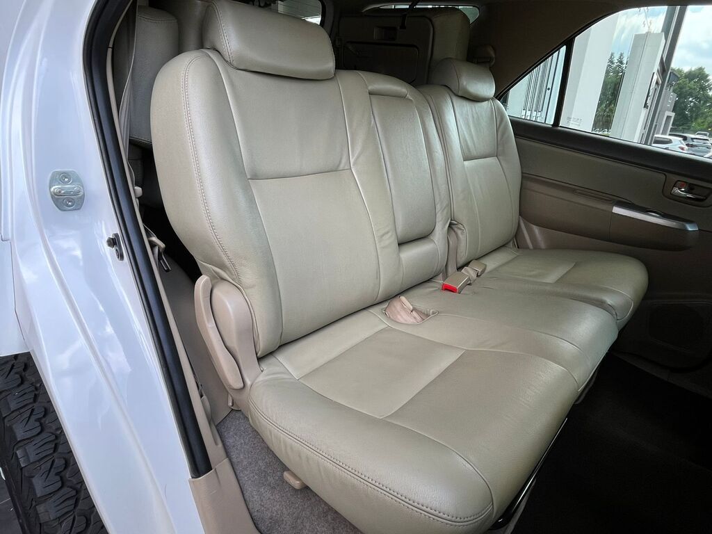 TOYOTA FORTUNER FORTUNER 2.5D-4D RB - 10