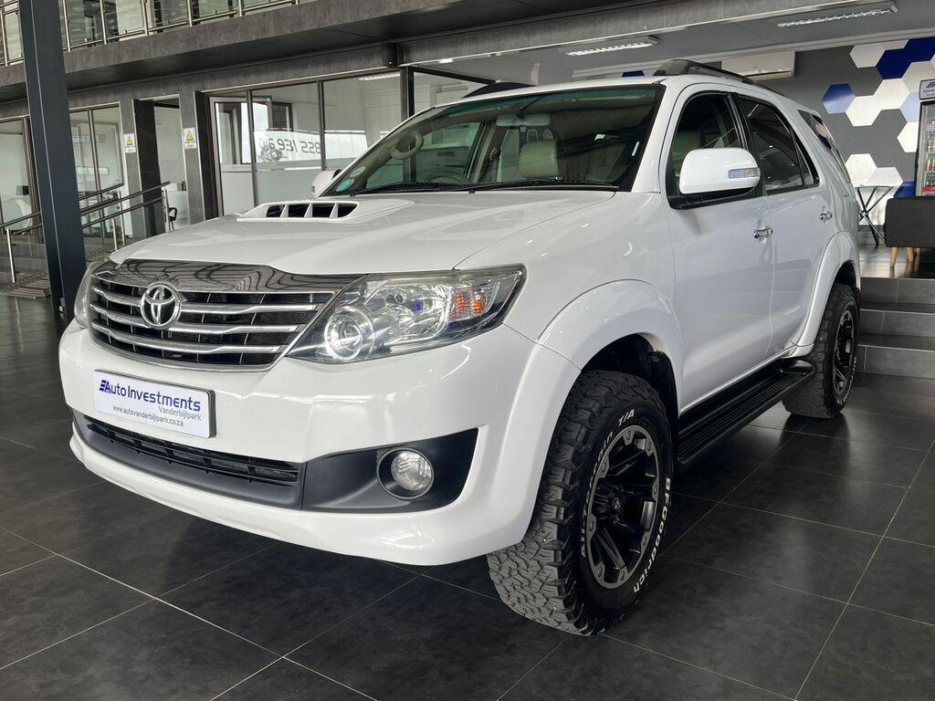 TOYOTA FORTUNER FORTUNER 2.5D-4D RB - 3