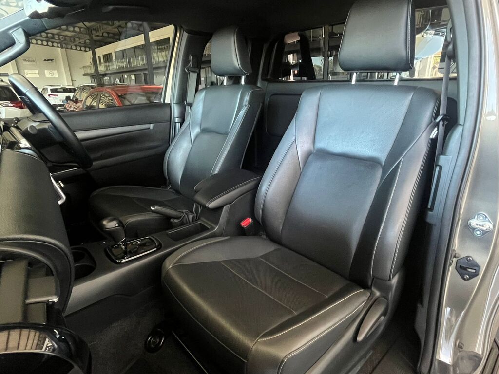 TOYOTA HILUX HILUX 2.8 GD-6 RB LEGEND 4X4 A/T P/U E/CAB - 10