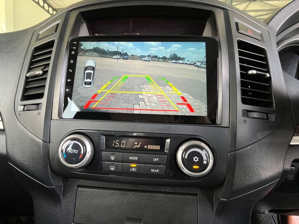 MITSUBISHI PAJERO PAJERO 3.2 Di - Dc GLS A/T - 12