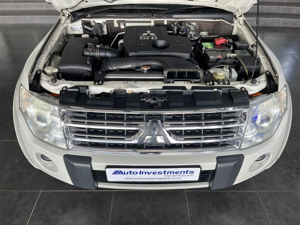 MITSUBISHI PAJERO PAJERO 3.2 Di - Dc GLS A/T - 16