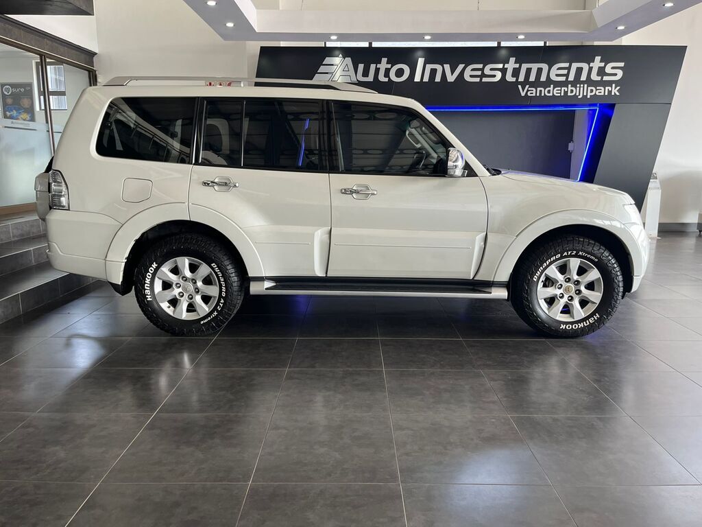 MITSUBISHI PAJERO PAJERO 3.2 Di - Dc GLS A/T - 19