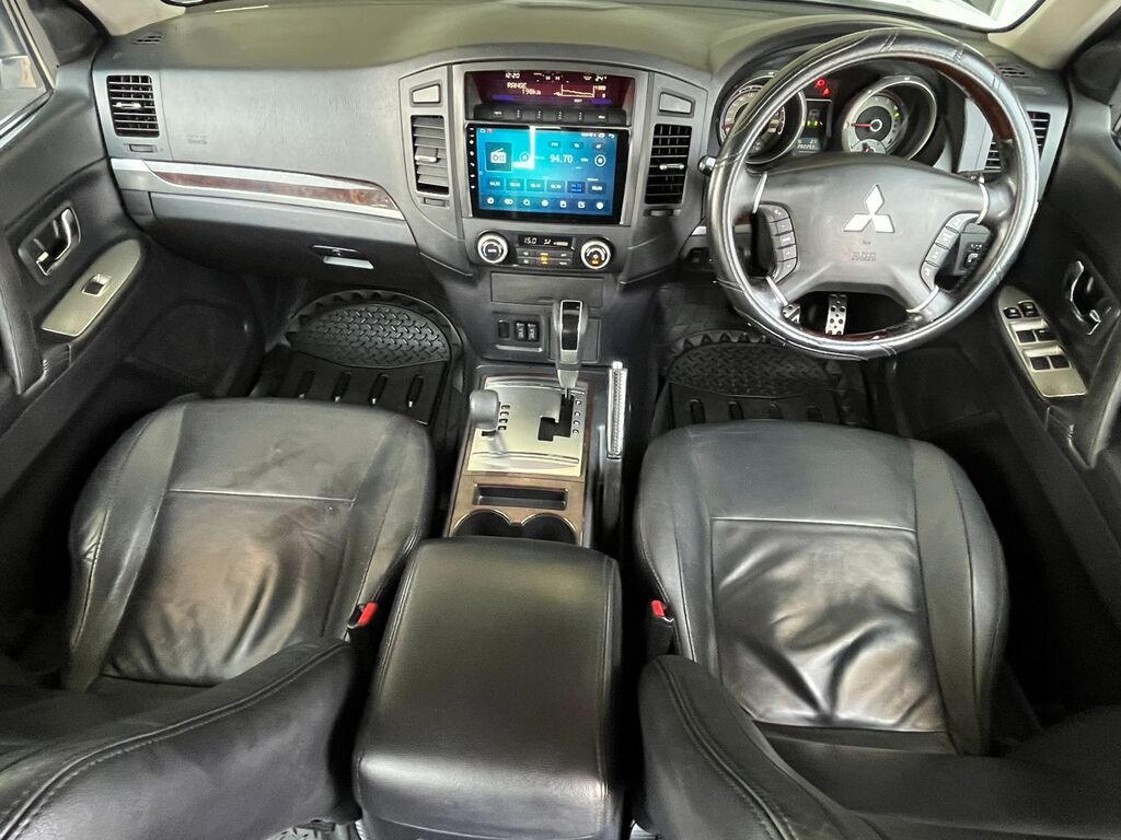 MITSUBISHI PAJERO PAJERO 3.2 Di - Dc GLS A/T - 6